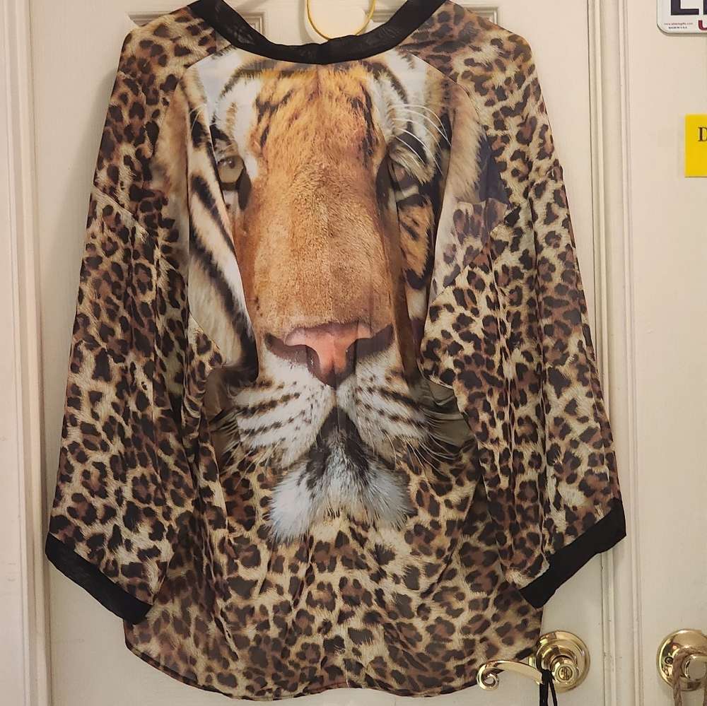 Tiger robe